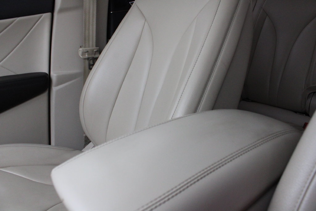 Used 2019 Lincoln MKC Premiere FWD image 19