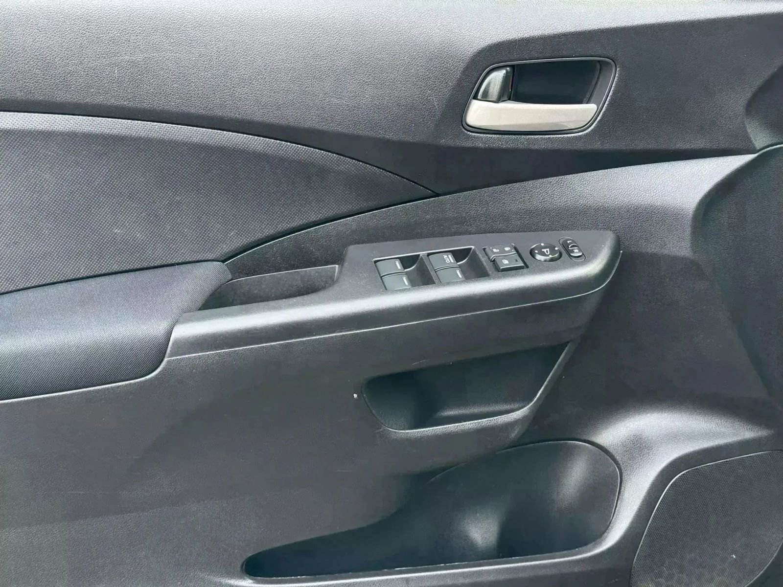 Used 2014 Honda CR-V LX image 17