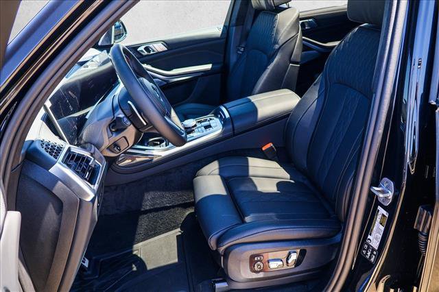 New 2027 BMW X7 M60i AWD/4WD image 13