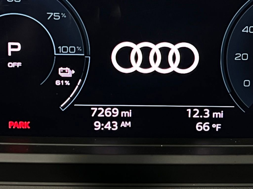 Used 2024 Audi Q4 e-tron Premium Plus w/ Premium Plus image 19