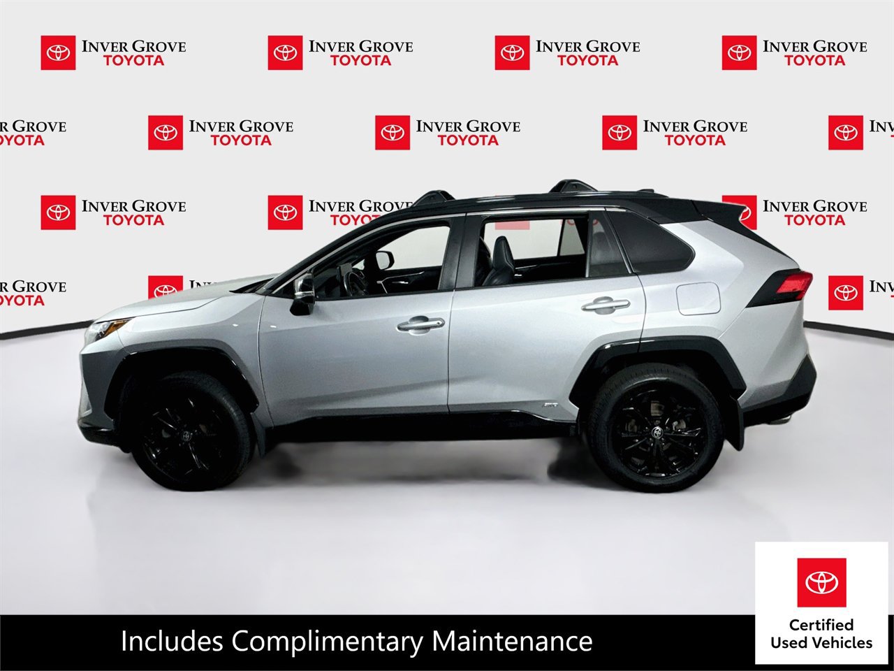 Certified 2024 Toyota RAV4 XSE w/ Advanced Technology Package AWD/4WD image 8