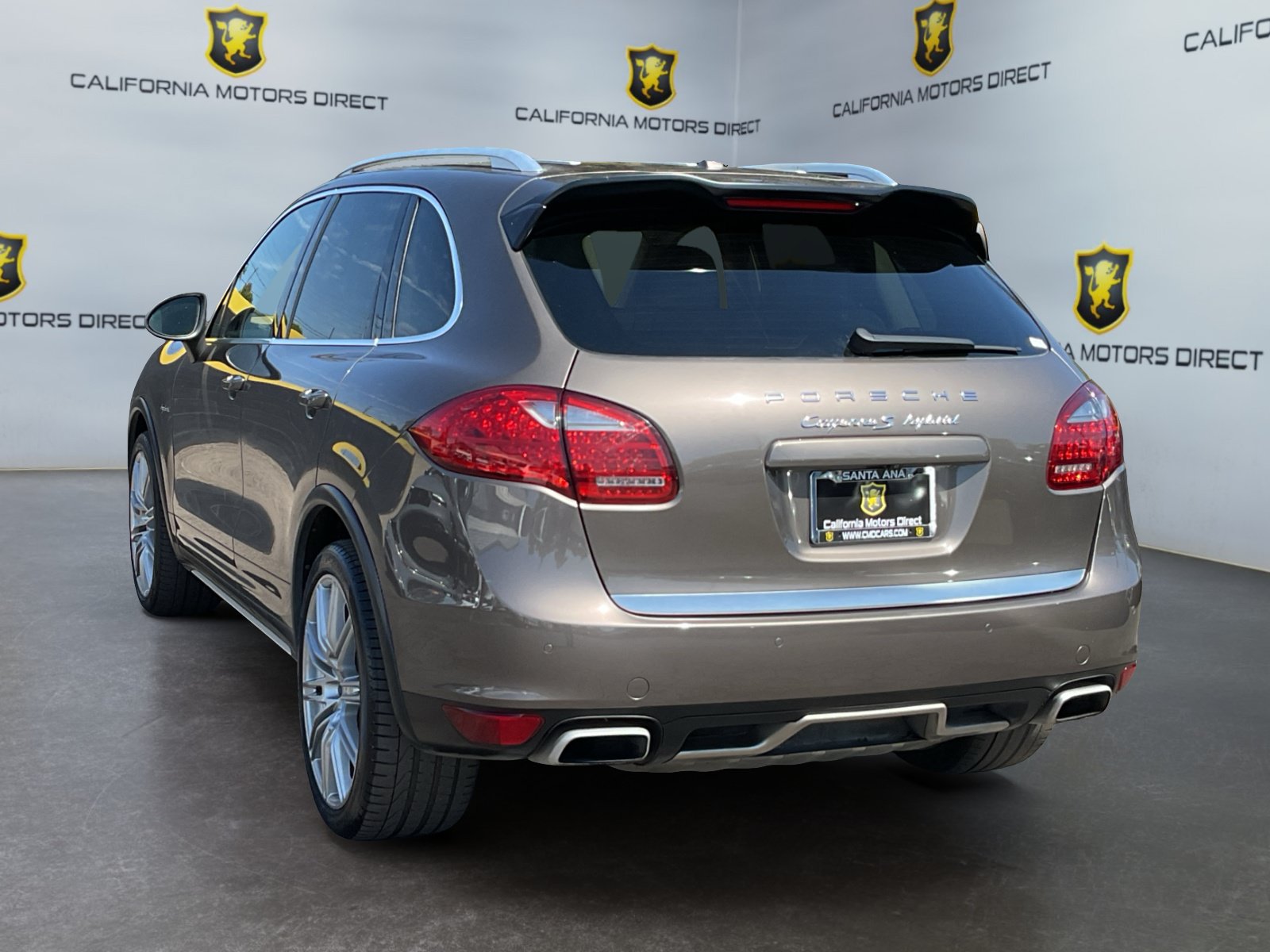 Used 2013 Porsche Cayenne S AWD/4WD image 7