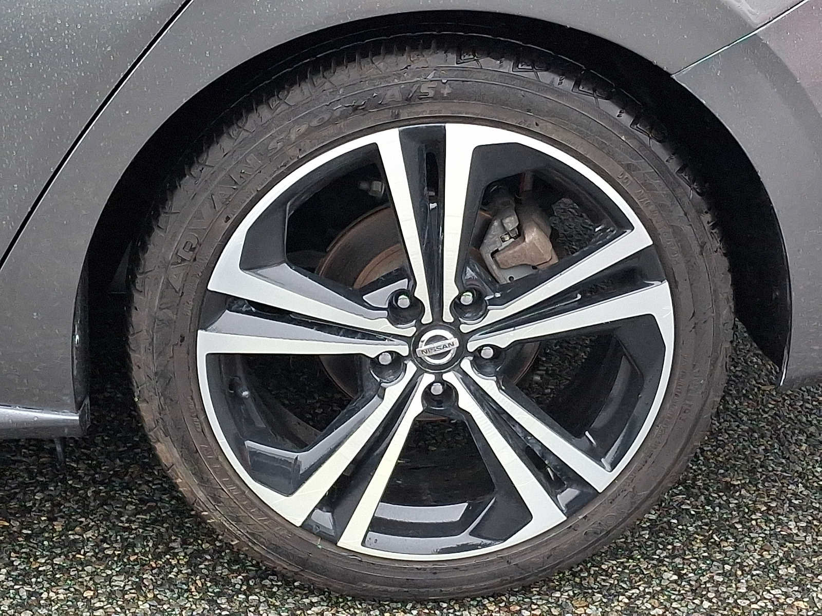 Used 2022 Nissan Sentra SR w/ Trunk Package FWD image 7