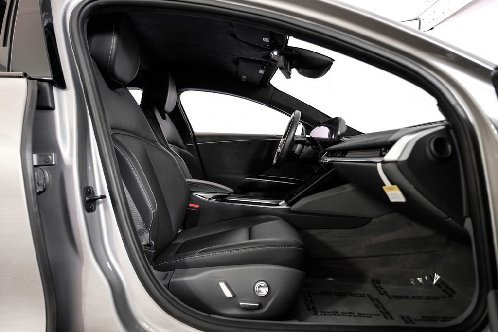 Used 2024 Lucid Air Touring image 43