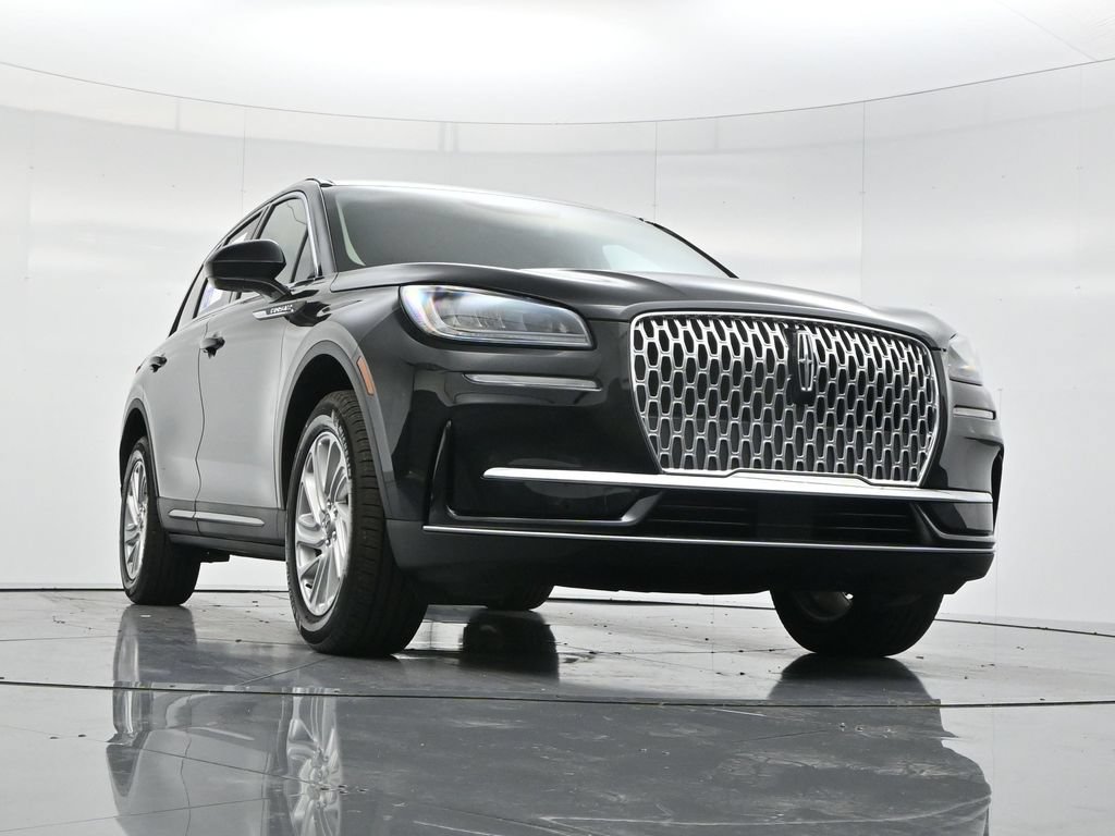 Used 2025 Lincoln Corsair AWD image 46