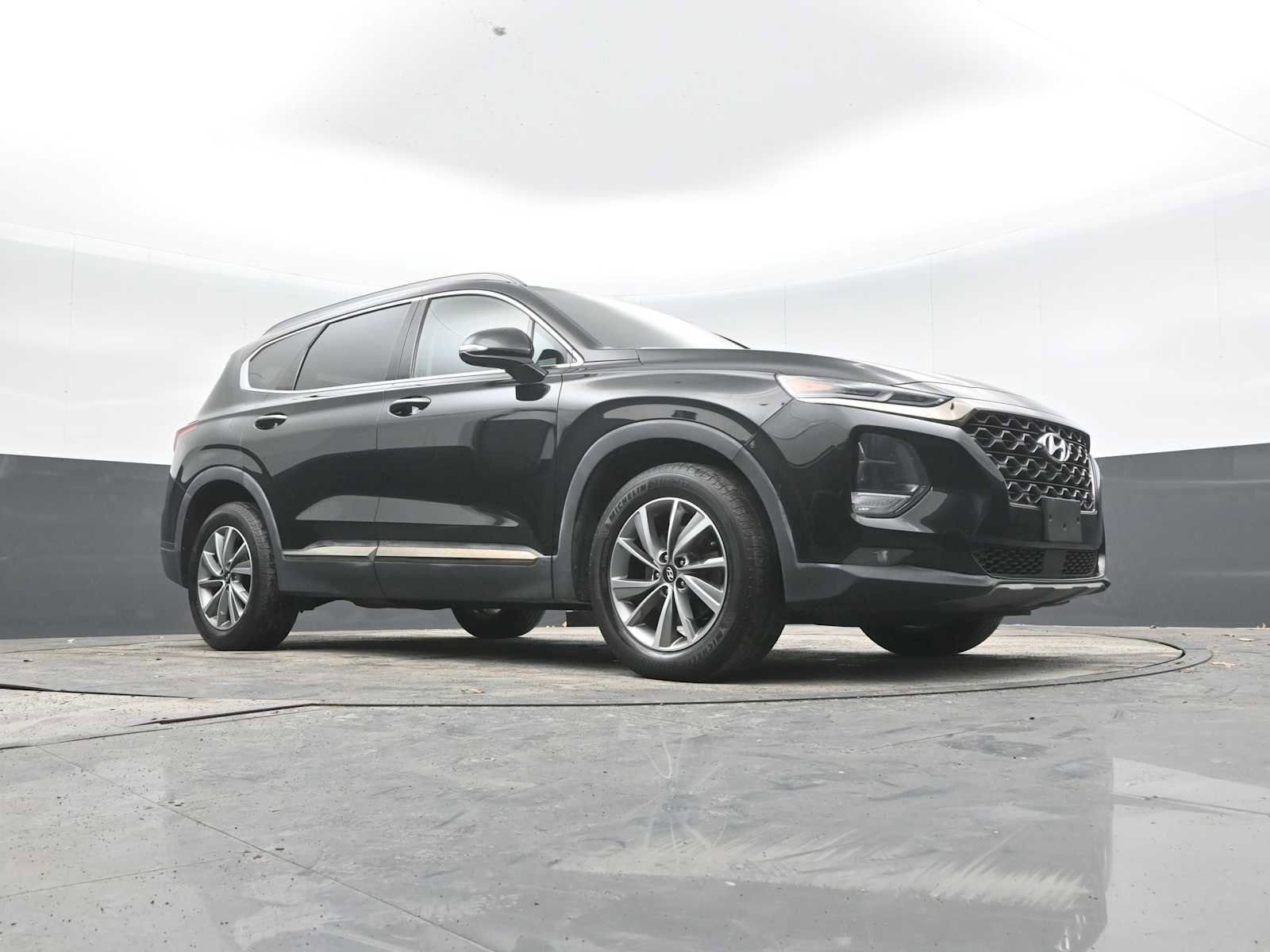 Used 2019 Hyundai Santa Fe Limited image 46
