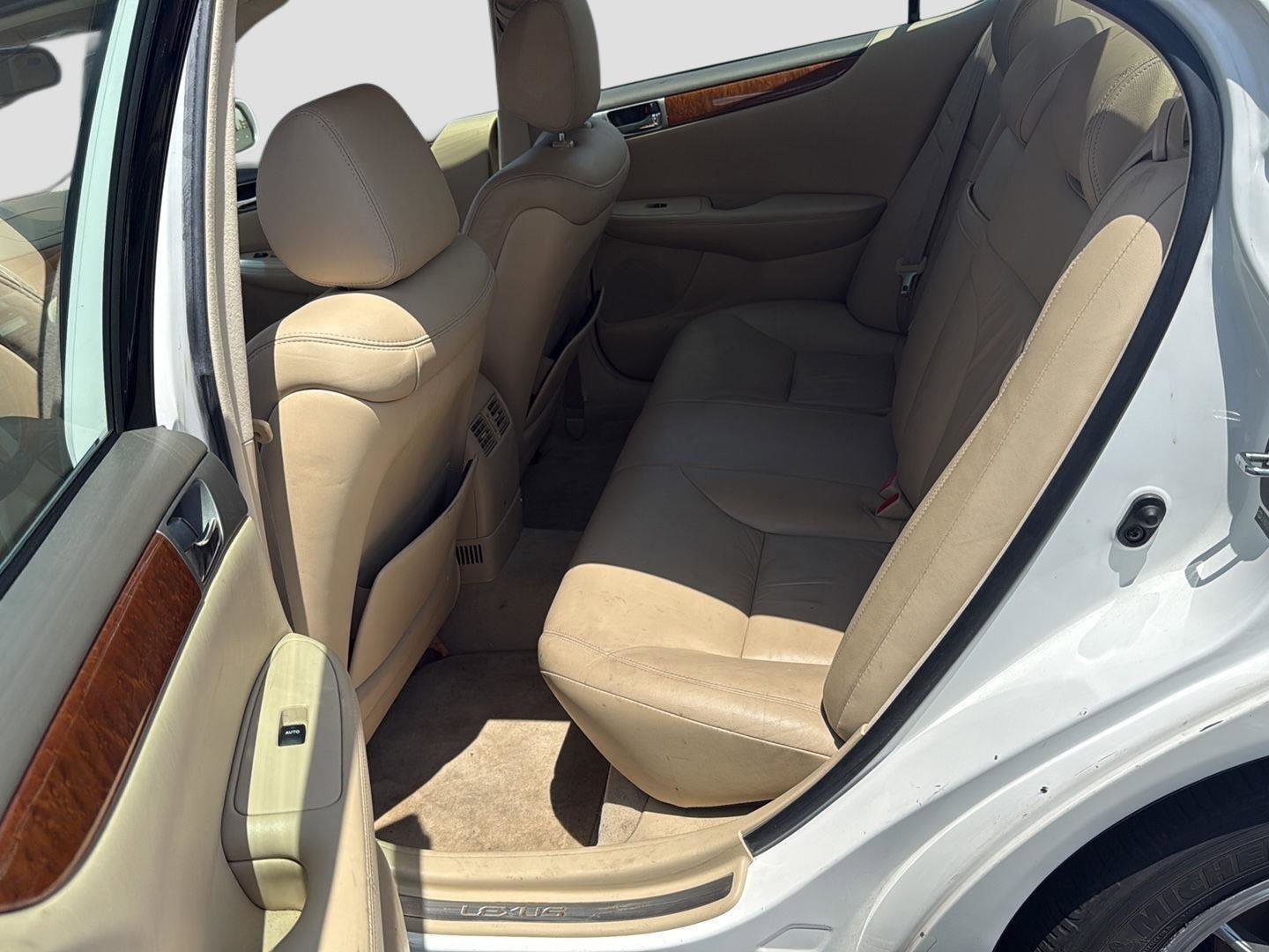 Used 2005 Lexus ES 330 FWD image 10