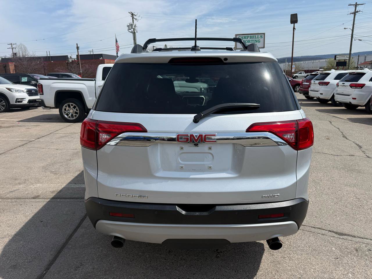 Used 2017 GMC Acadia SLT AWD/4WD image 6