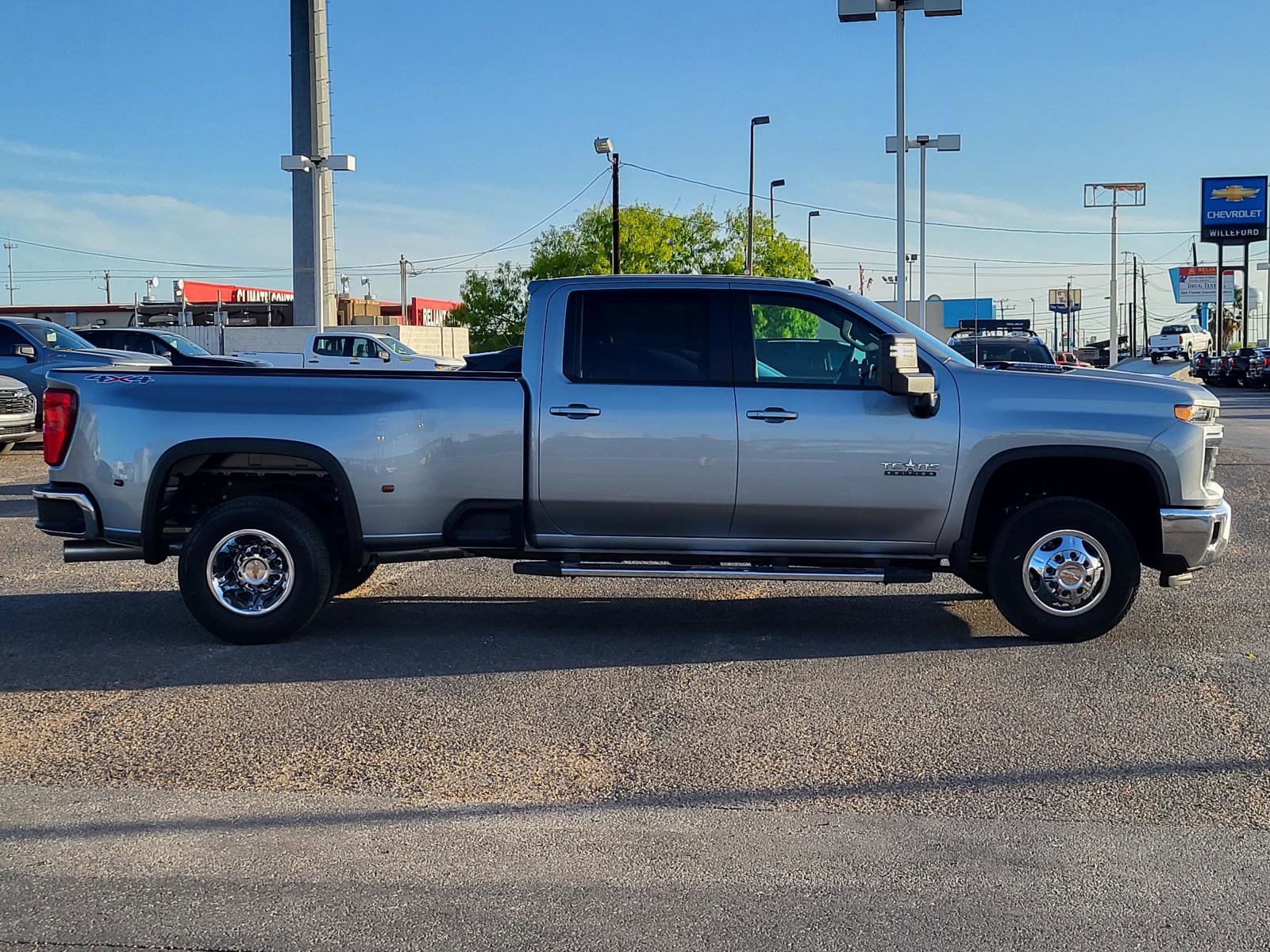 New 2026 Chevrolet Silverado 3500 LT w/ Texas Edition image 6
