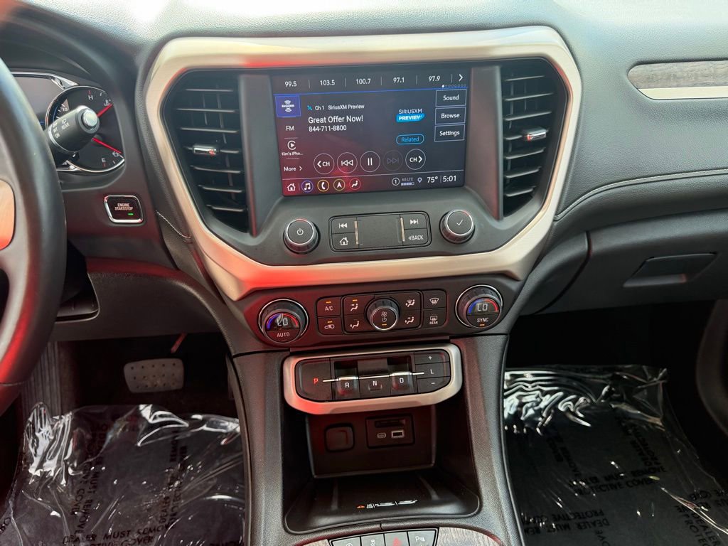 Used 2022 GMC Acadia Denali w/ Denali Ultimate Package FWD image 21