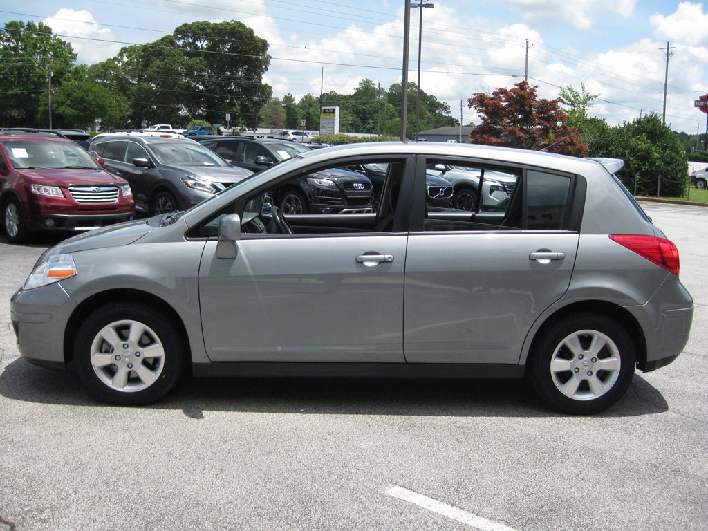 Used 2012 Nissan Versa 1.8 S w/ Special Edition Pkg FWD image 4