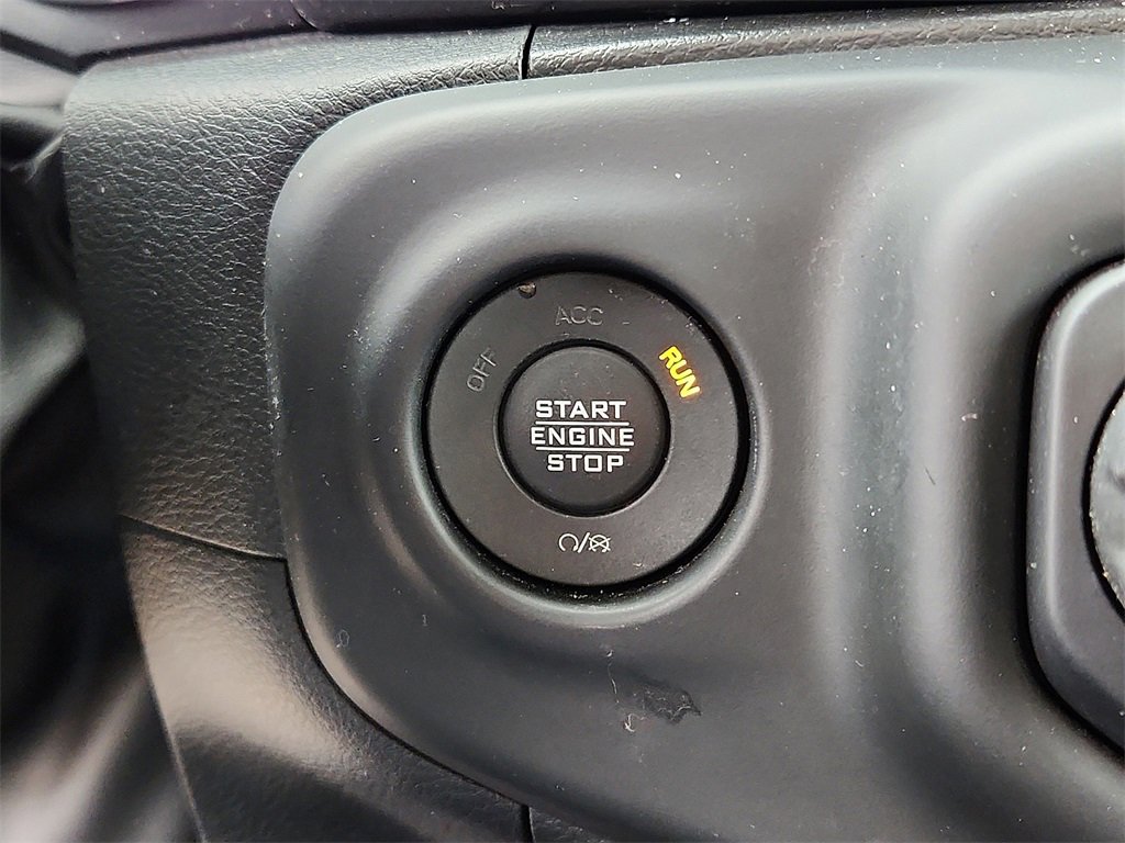 Used 2022 Jeep Gladiator Sport image 21