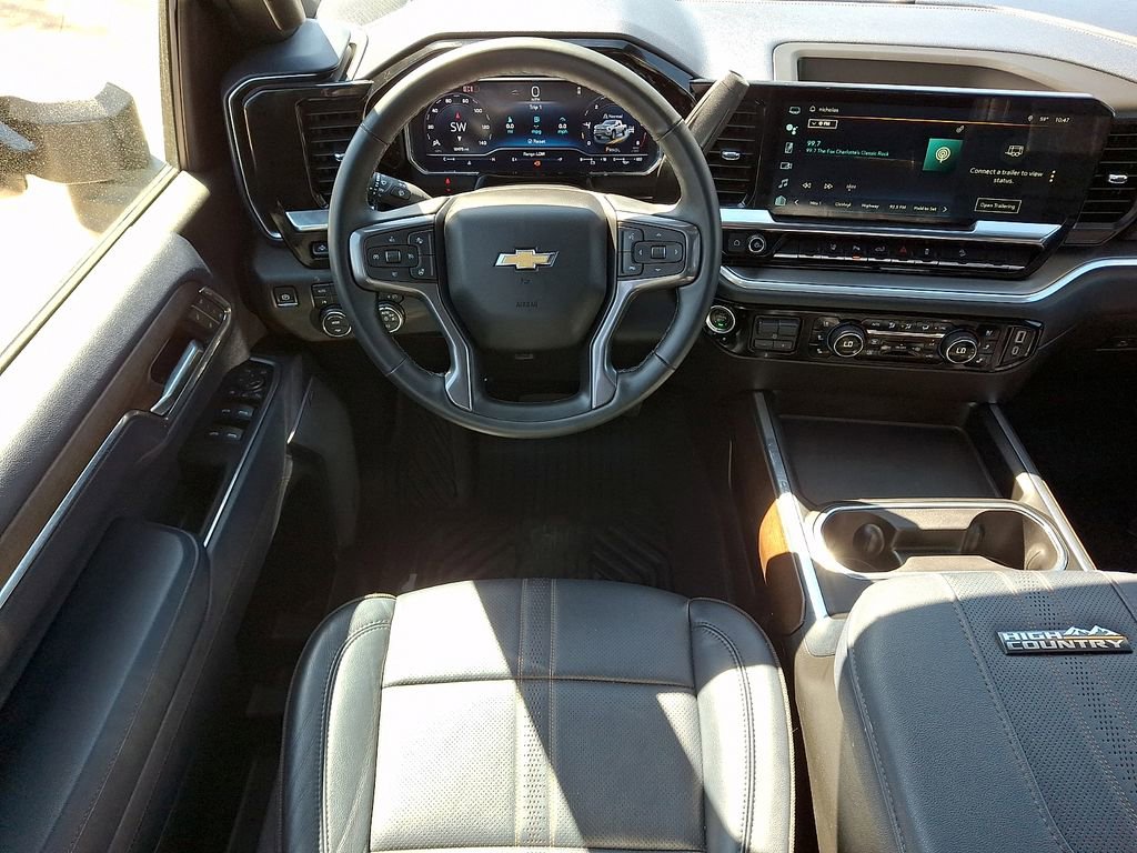Used 2024 Chevrolet Silverado 2500 High Country w/ High Country Premium Package image 11