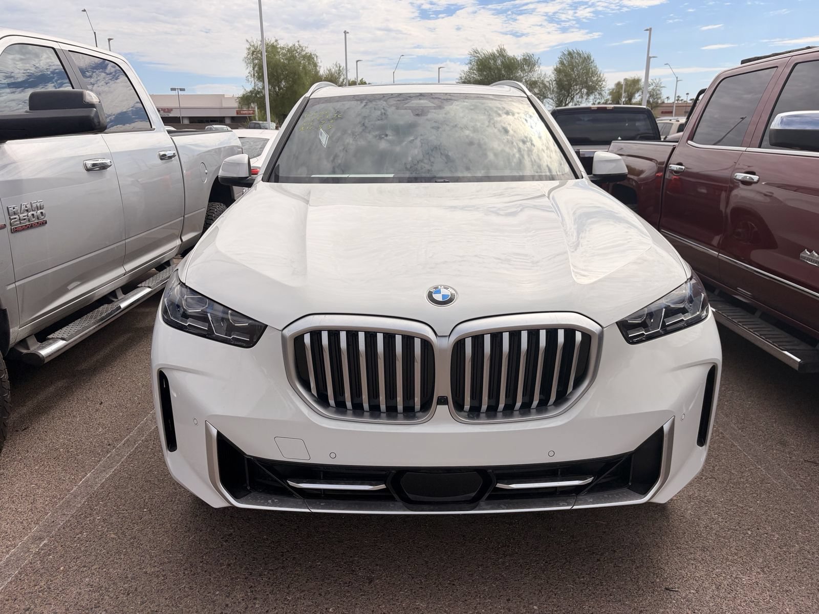 Used 2025 BMW X5 sDrive40i w/ Climate Comfort Package RWD image 2