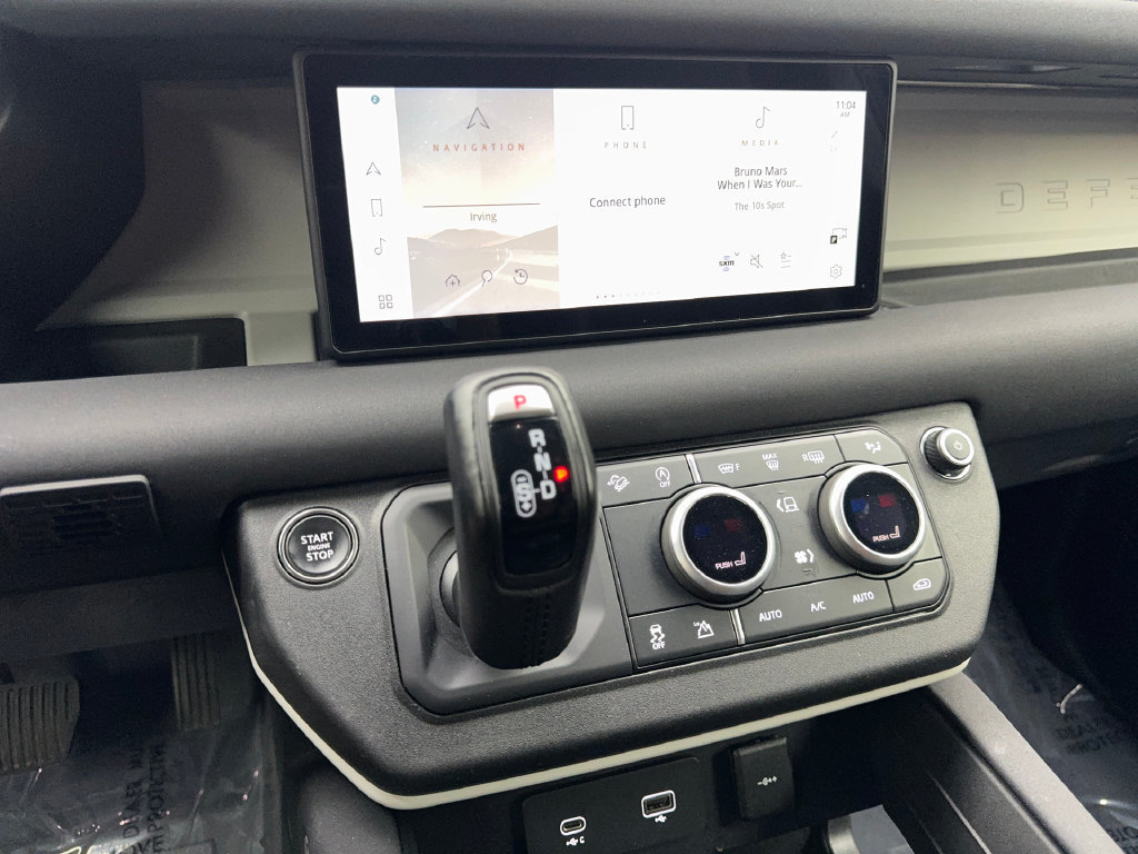 Used 2023 Land Rover Defender 110 SE AWD/4WD image 62