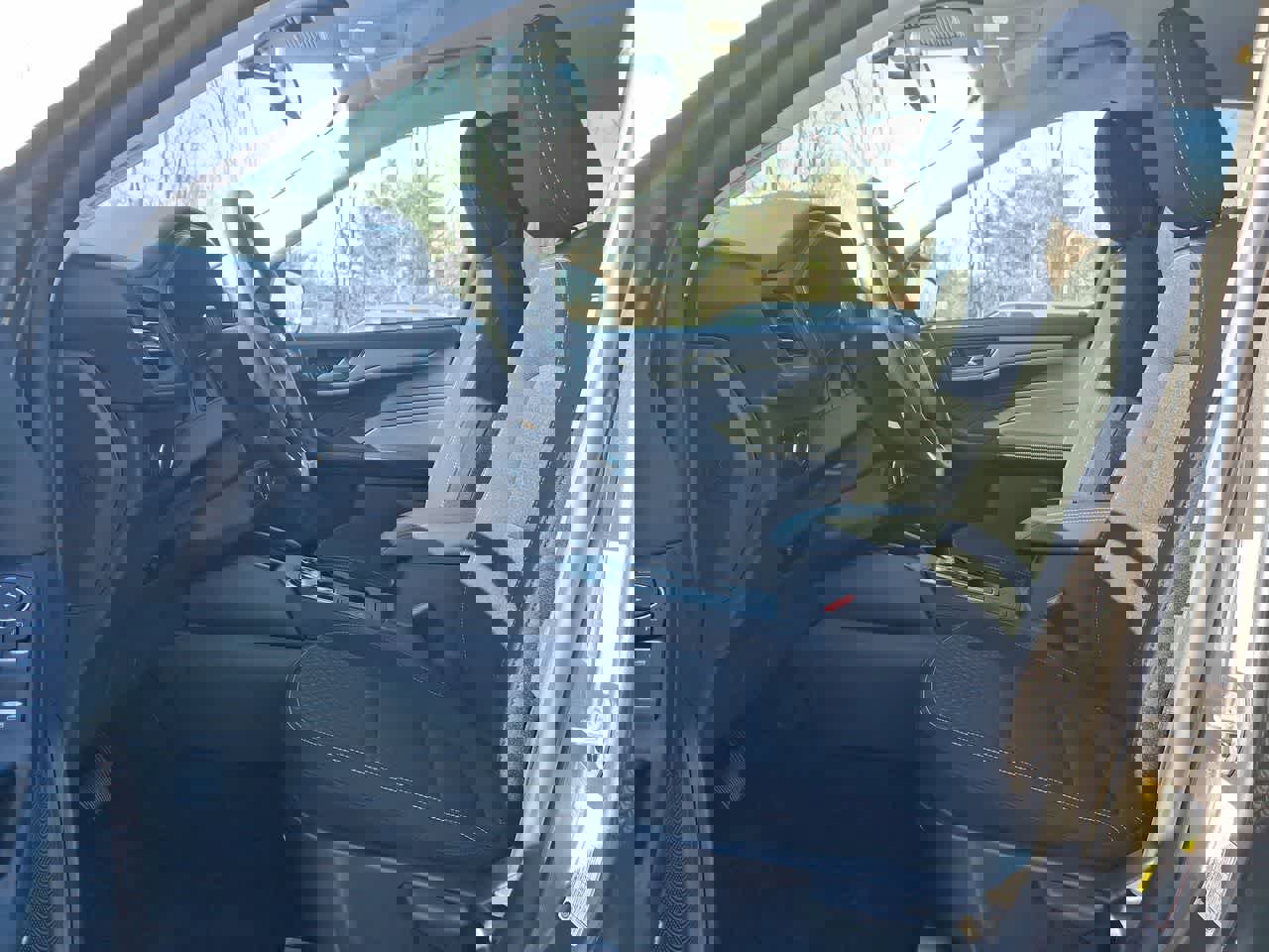 Used 2025 Ford Escape Active image 17