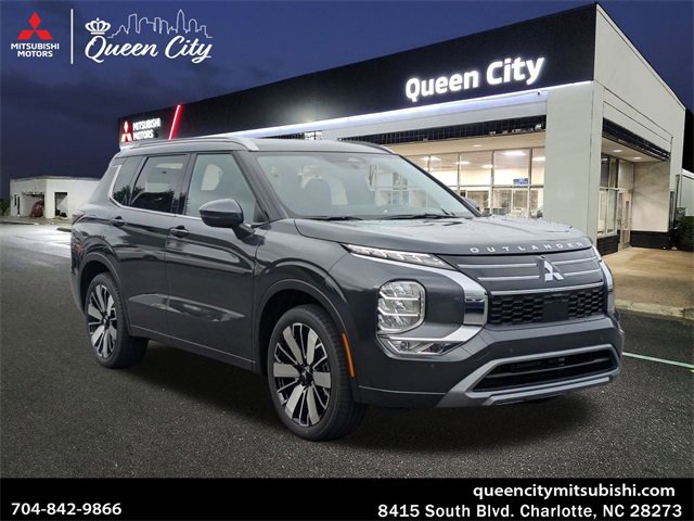 New 2025 Mitsubishi Outlander SEL image 1