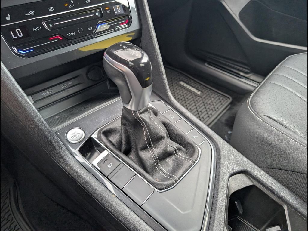 Used 2023 Volkswagen Tiguan SE R-Line FWD image 20