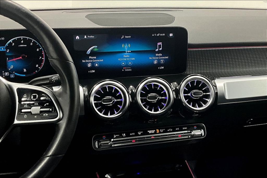 Used 2022 Mercedes-Benz GLB 250 image 8