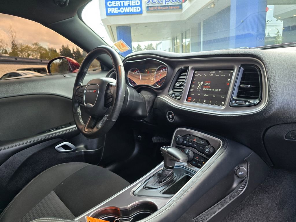 Used 2022 Dodge Challenger R/T Scat Pack w/ Driver Convenience Group RWD image 13