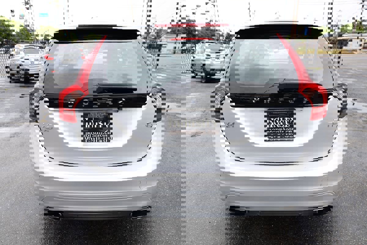 Used 2015 Volvo V60 T5 Premier FWD image 7