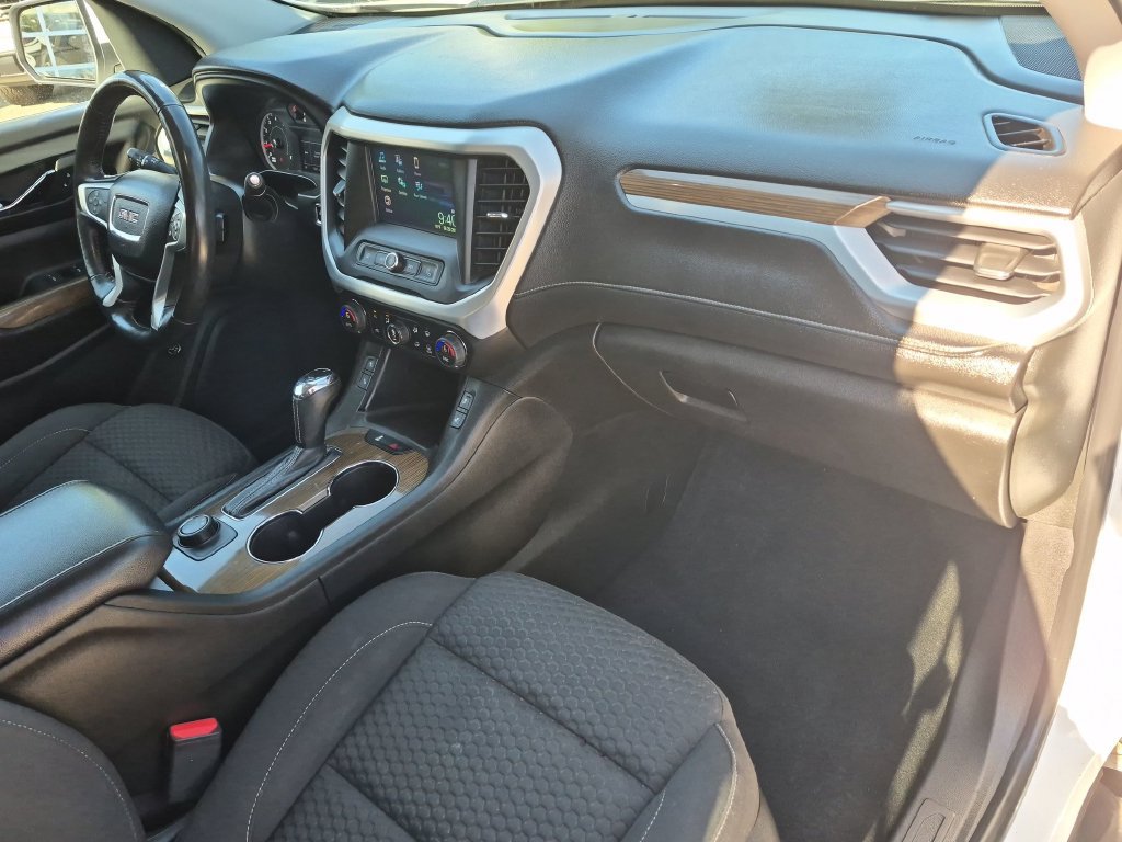Used 2017 GMC Acadia SLE AWD/4WD image 24