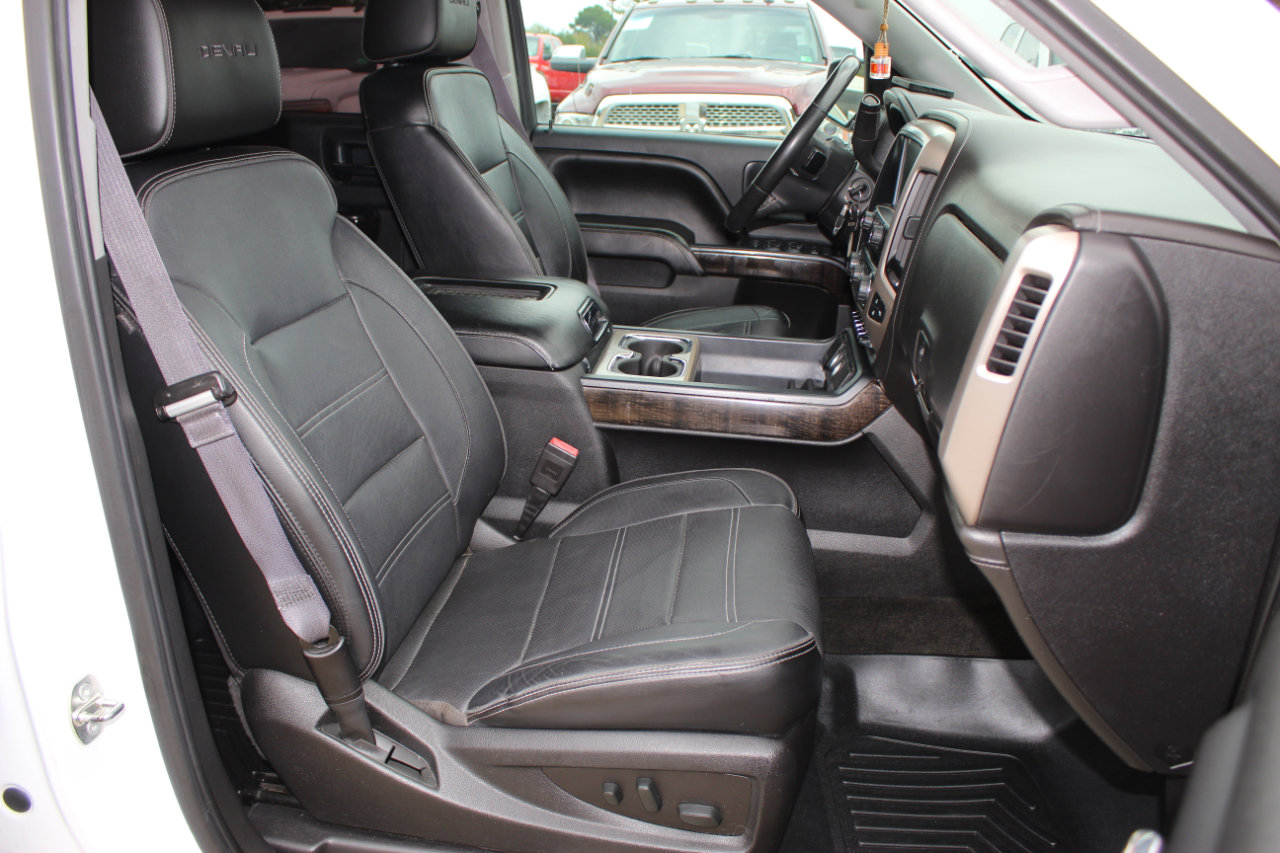 Used 2016 GMC Sierra 1500 Denali w/ Enhanced Driver Alert Package image 22
