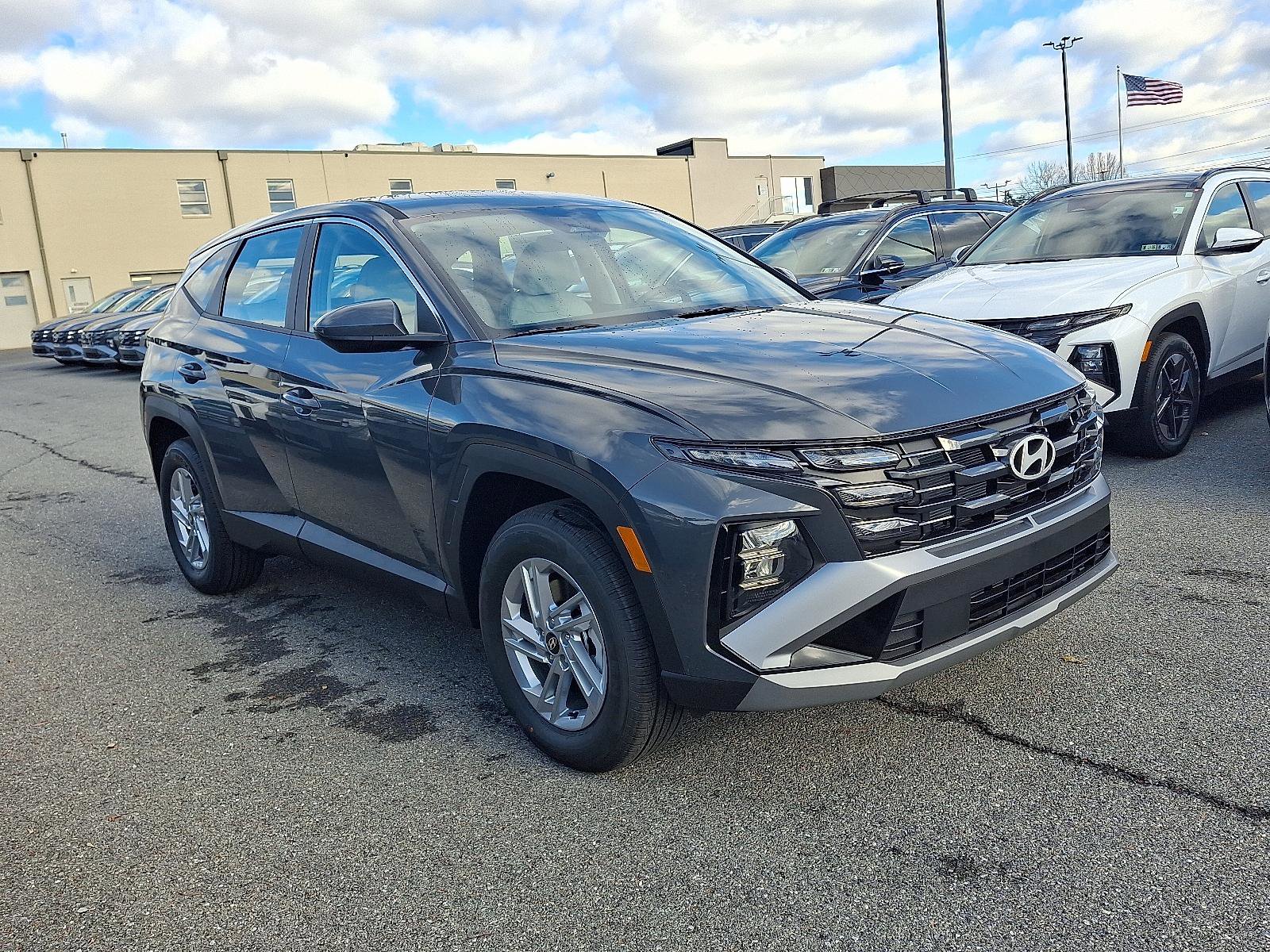 New 2026 Hyundai Tucson SE video 2