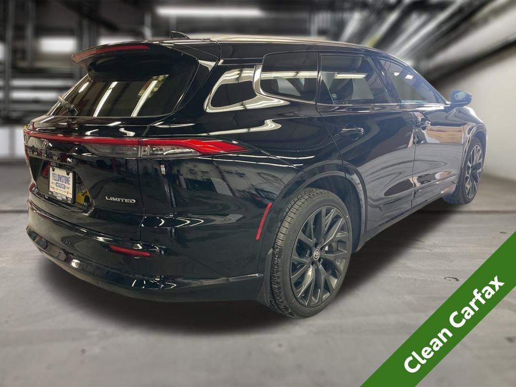 Used 2025 Toyota Crown Signia image 4