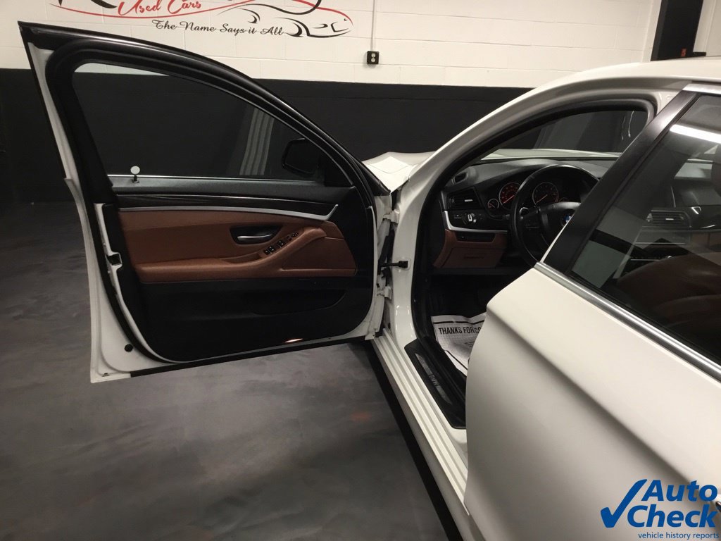 Used 2016 BMW 528i xDrive Sedan AWD/4WD image 18