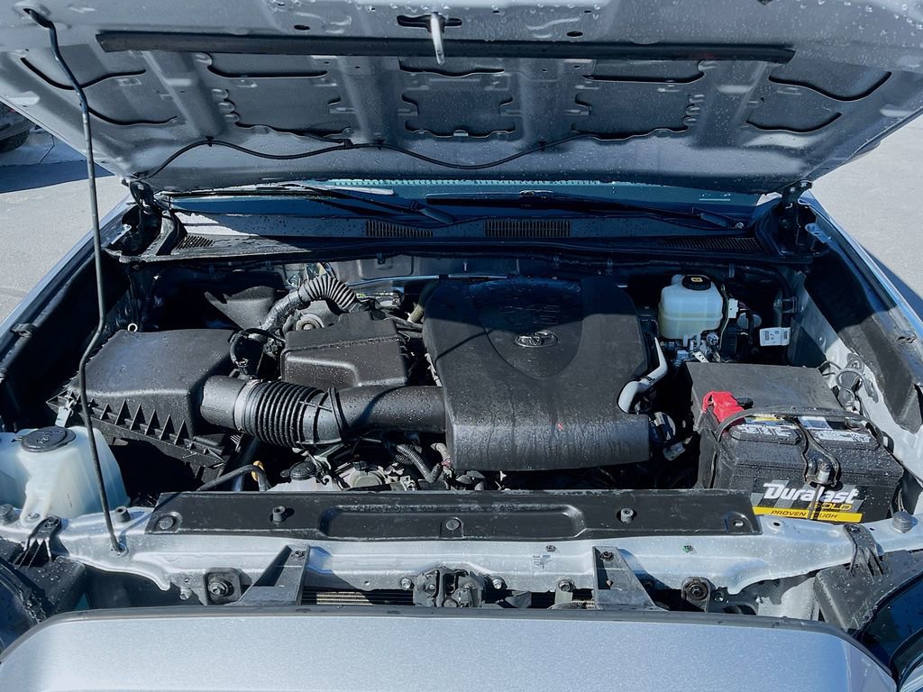 Used 2021 Toyota Tacoma TRD Off-Road image 31