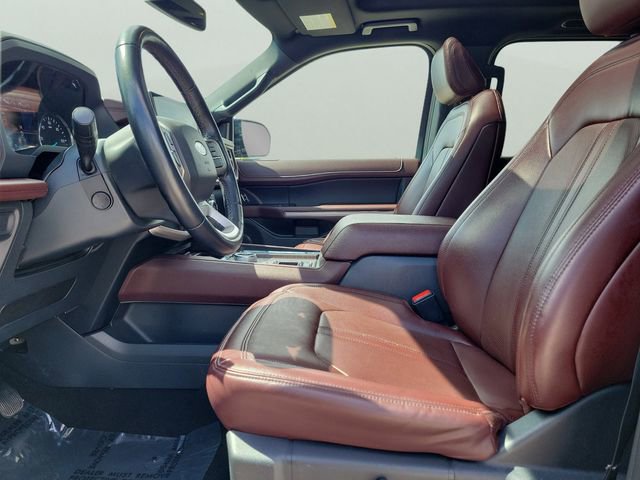 Used 2023 Ford Expedition Limited image 22