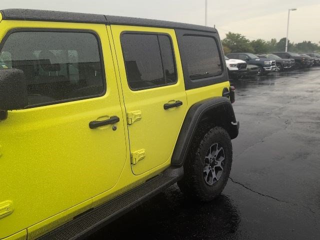 Used 2023 Jeep Wrangler Unlimited Rubicon w/ Cold Weather Group AWD/4WD image 3