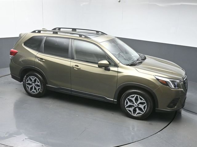 Certified 2023 Subaru Forester Premium image 40