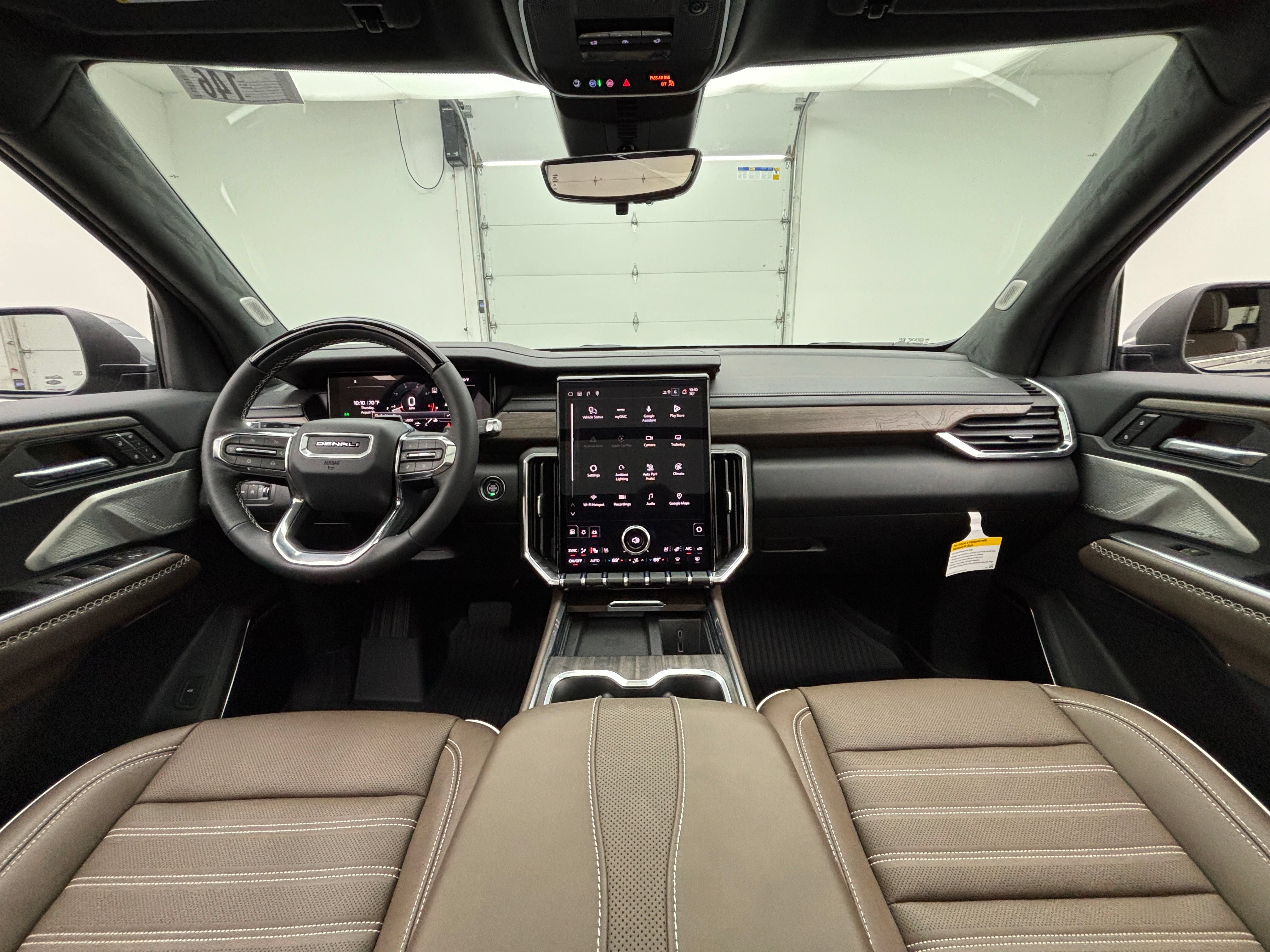 New 2027 GMC Acadia Denali Ultimate w/ LPO, Floor Liner Package AWD/4WD image 3
