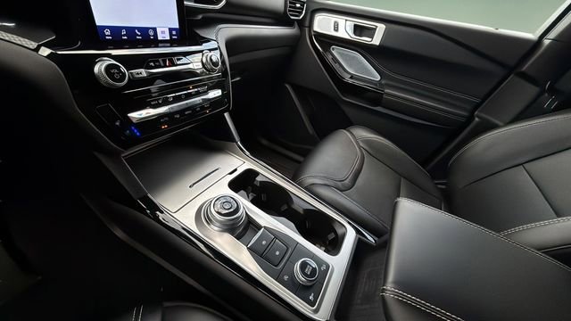 Used 2023 Ford Explorer ST w/ Equipment Group 401A AWD/4WD image 15