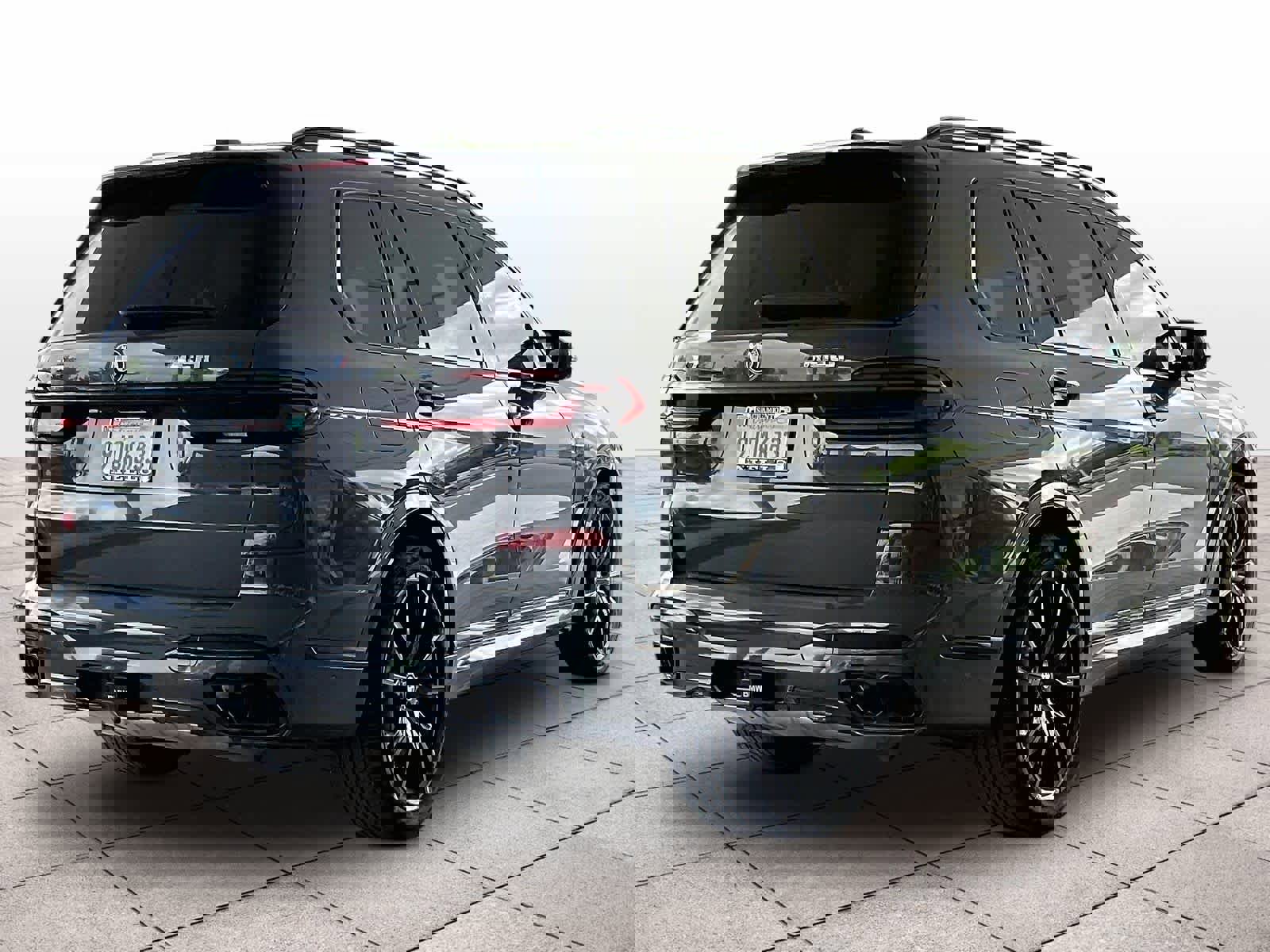 Used 2024 BMW X7 M60i w/ Executive Package image 13