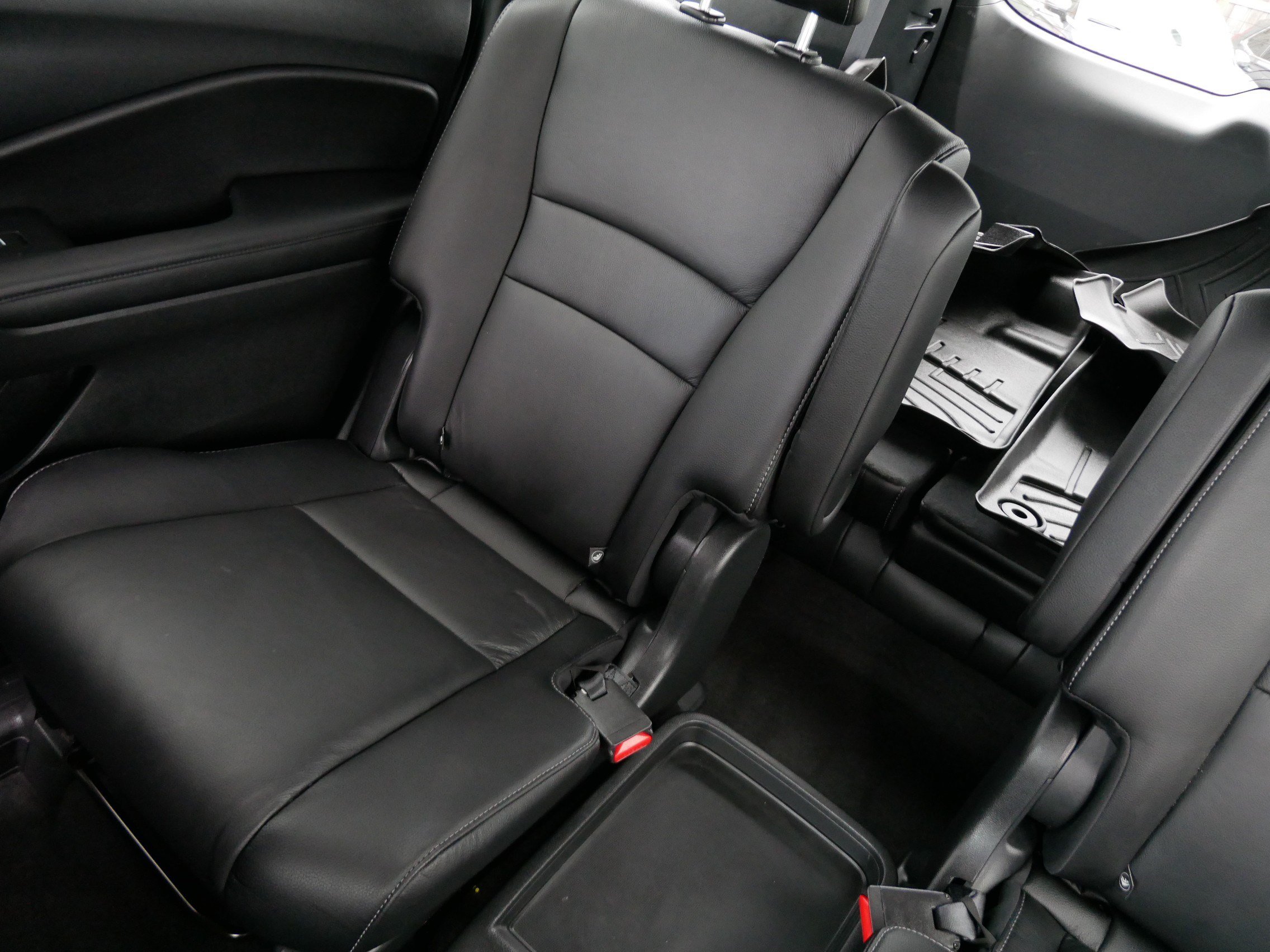 Used 2022 Honda Pilot Touring image 12