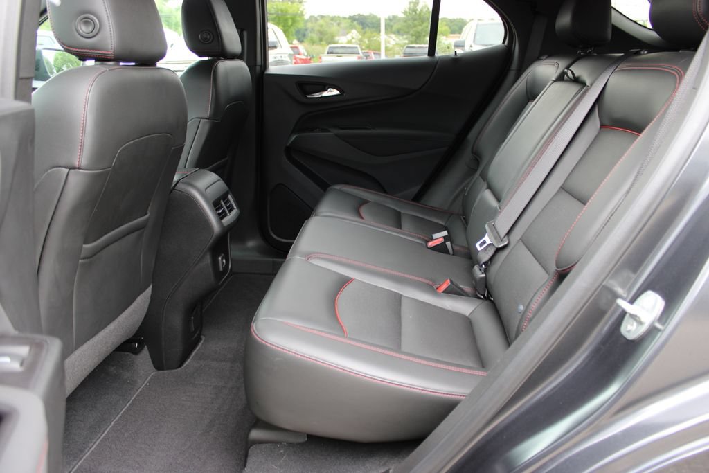 Used 2022 Chevrolet Equinox RS w/ RS Leather Package AWD/4WD image 41
