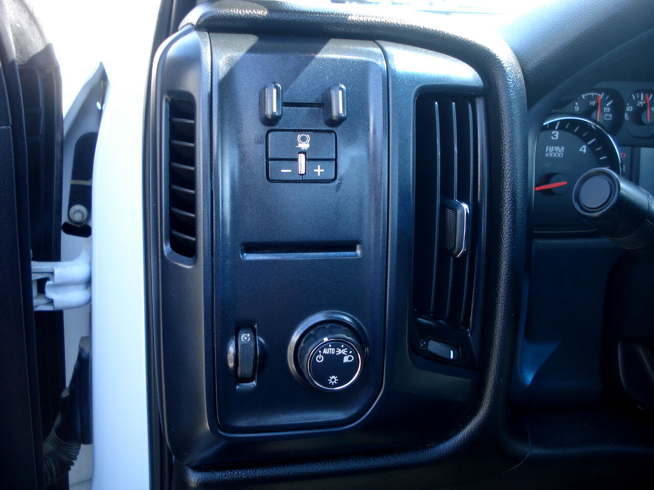 Used 2016 Chevrolet Silverado 3500 W/T w/ WT Fleet Convenience Package image 32