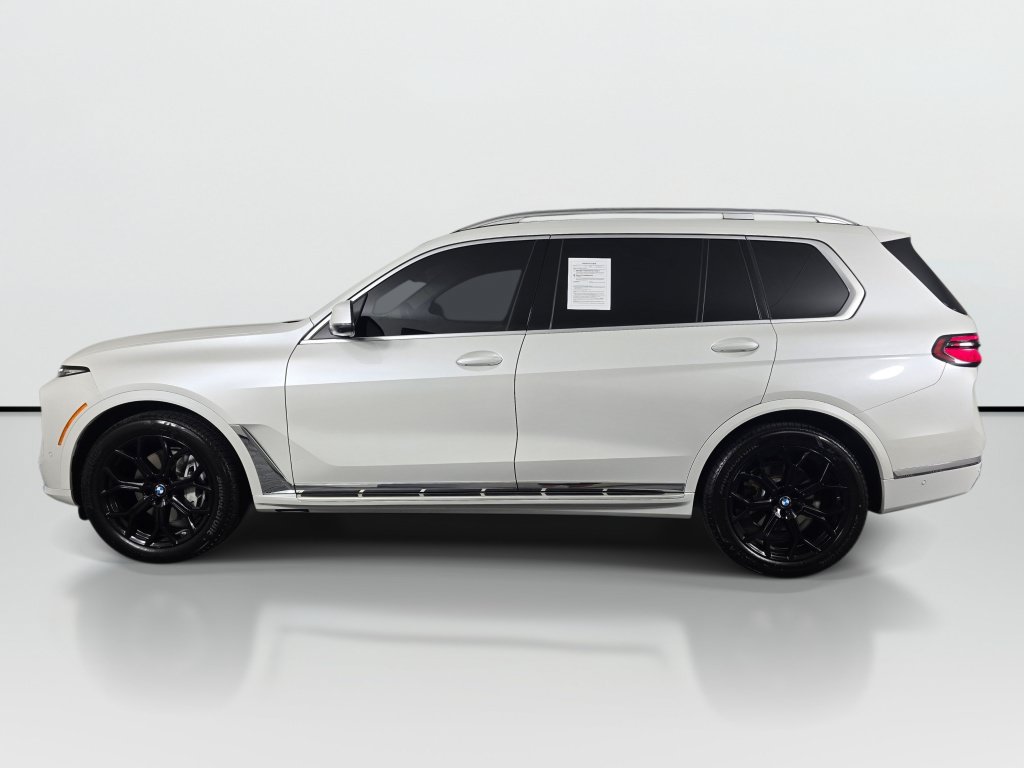 Used 2024 BMW X7 xDrive40i w/ Premium Package AWD/4WD image 2