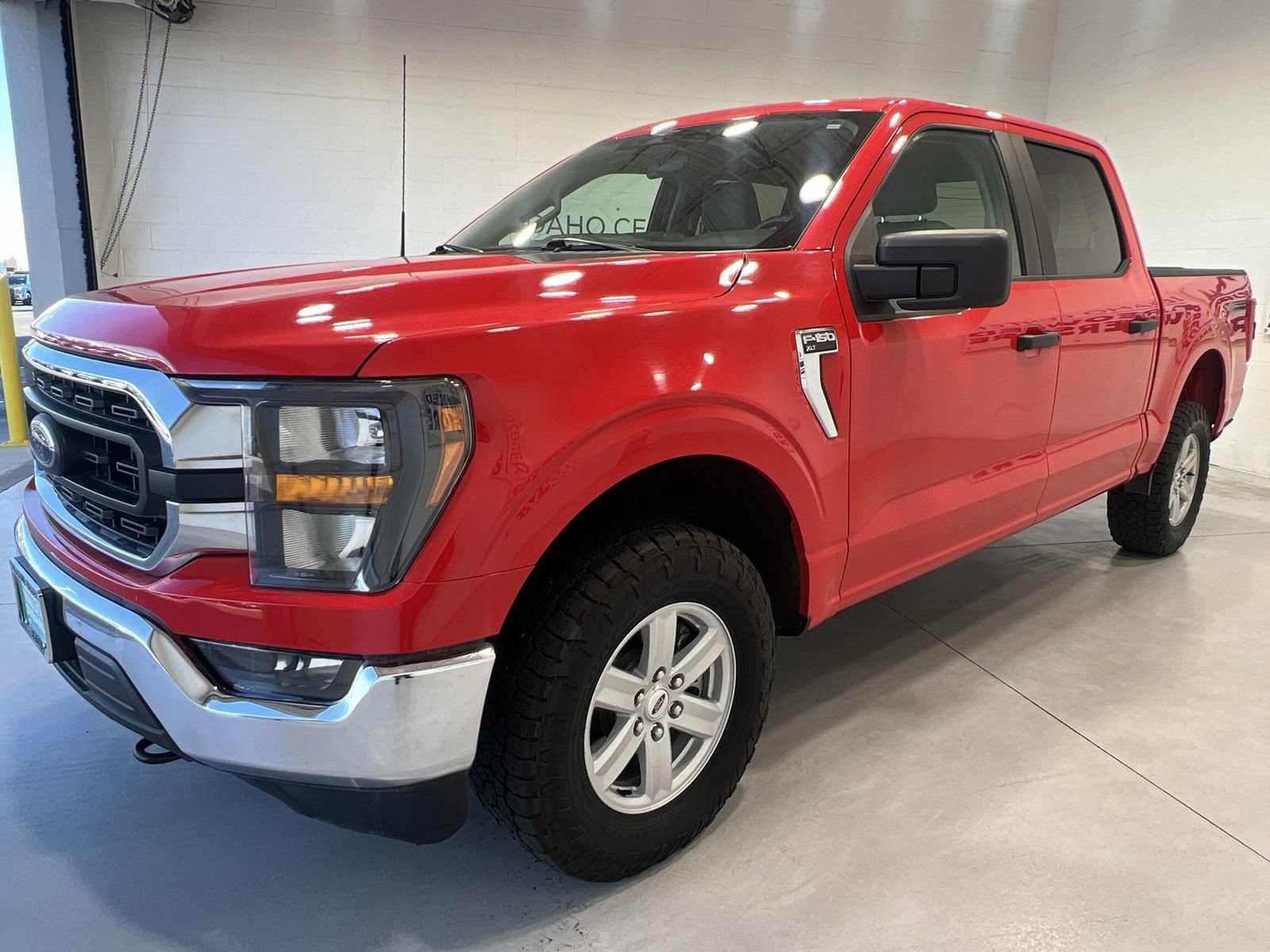 Used 2023 Ford F150 XLT AWD/4WD image 4