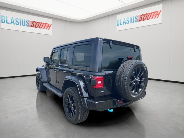 Used 2021 Jeep Wrangler Unlimited Sahara image 6