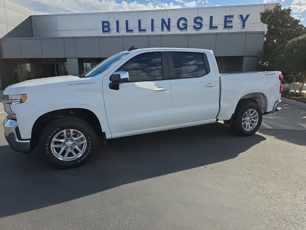Used 2021 Chevrolet Silverado 1500 LT image 2