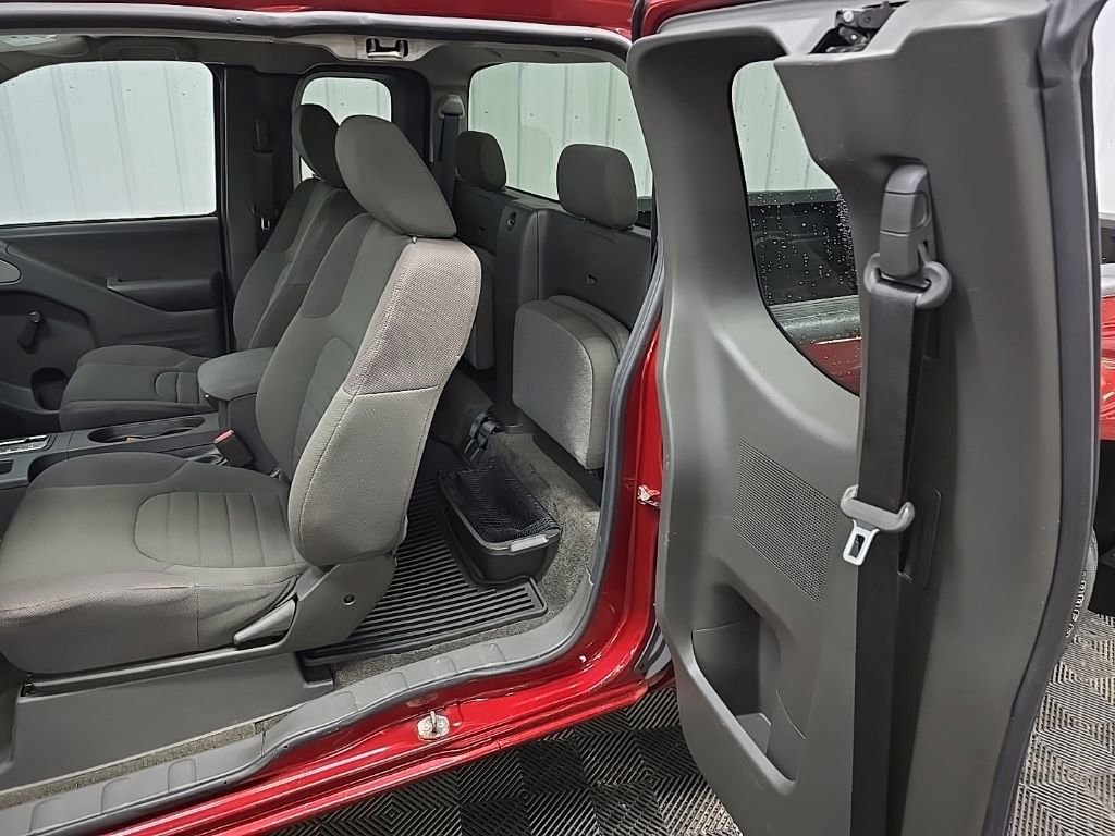 Used 2017 Nissan Frontier S w/ S Work Truck Package RWD image 30