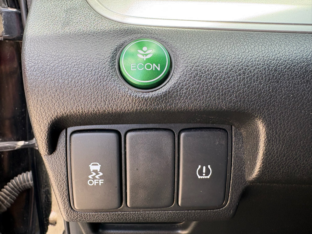 Used 2016 Honda CR-V LX image 13