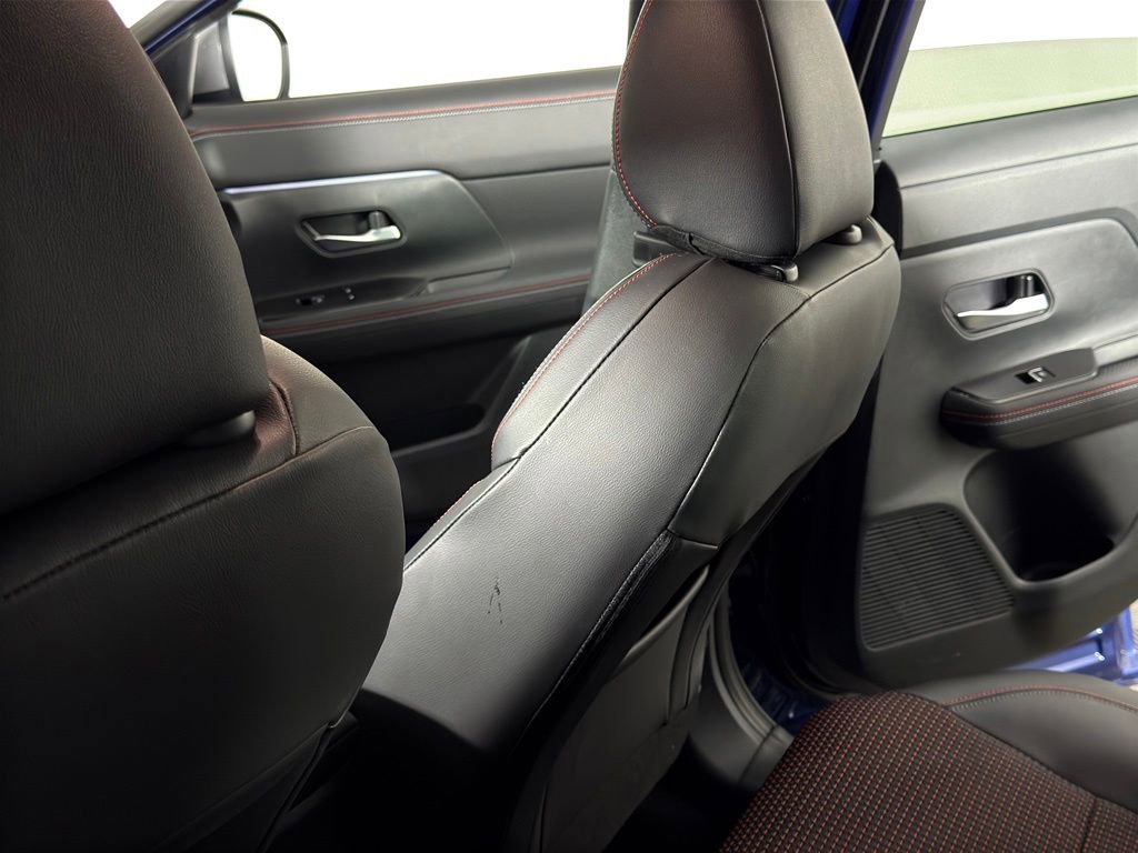 Certified 2025 Nissan Kicks SR AWD/4WD image 25