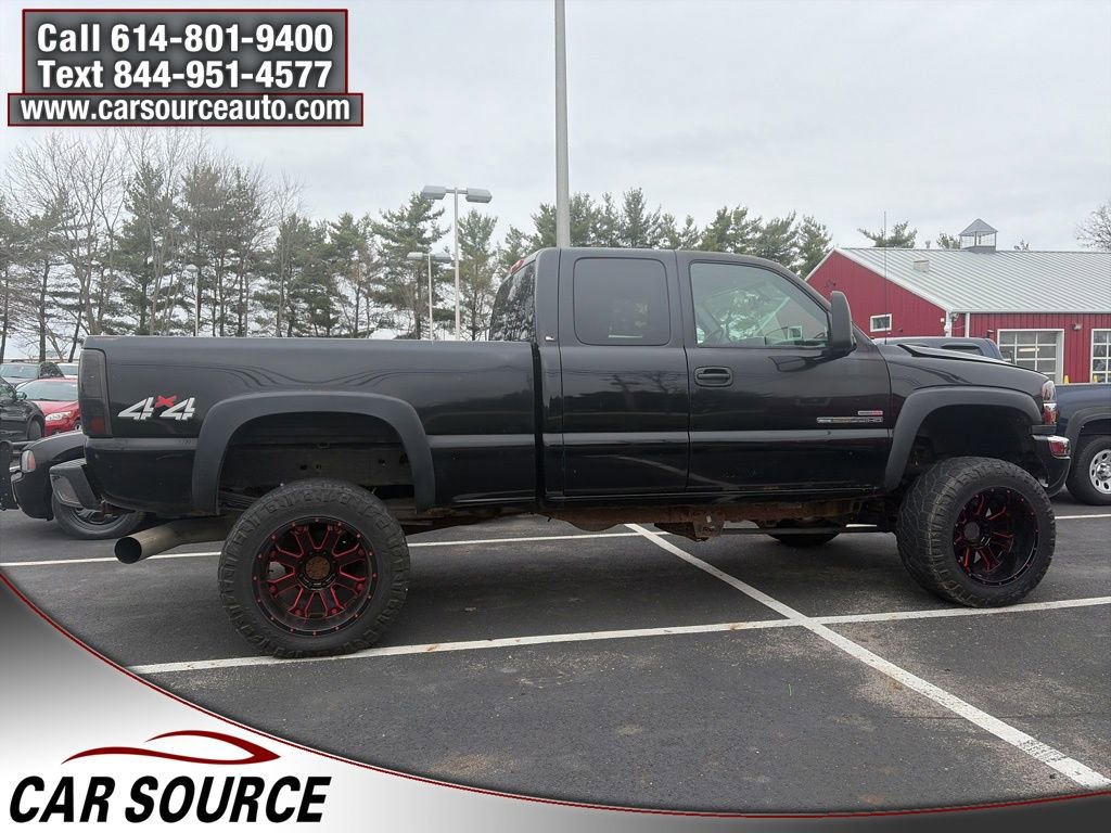 Used 2005 GMC Sierra 2500 SLT w/ Heavy-Duty Power Package image 4