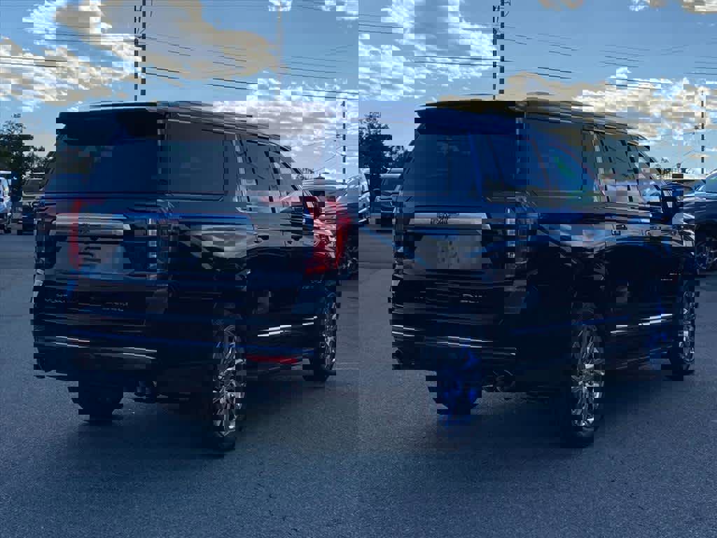 Used 2021 GMC Yukon XL Denali w/ LPO, Illumination Package image 4