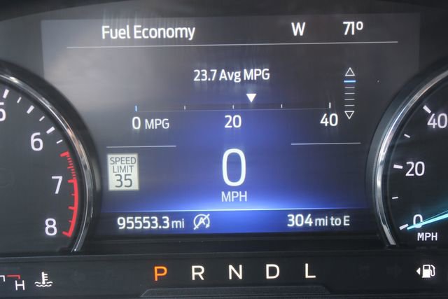 Used 2021 Ford Explorer XLT w/ Equipment Group 202A image 9